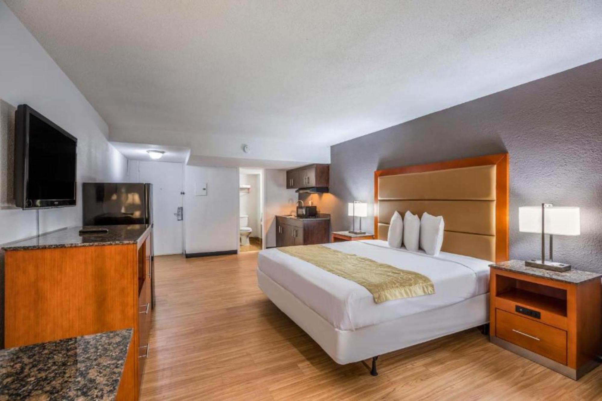 Oyo Hotel Orlando Airport Bagian luar foto